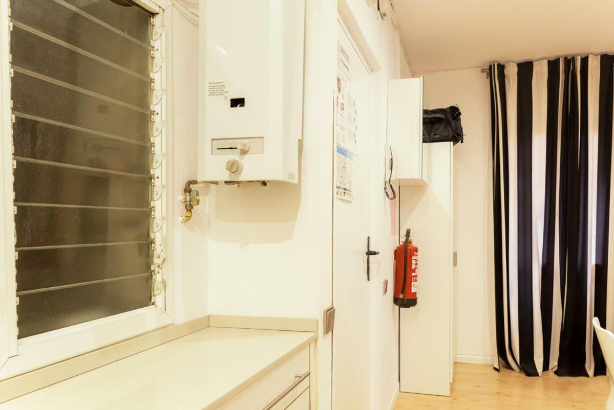 Apartment In The Middle Of Born Barcelona